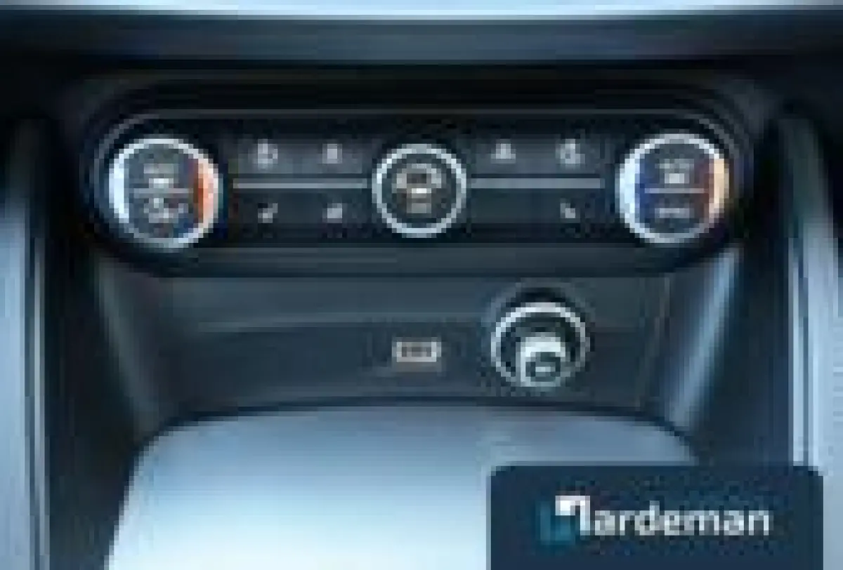 2.0 T AWD Veloce Ti Pano H/K