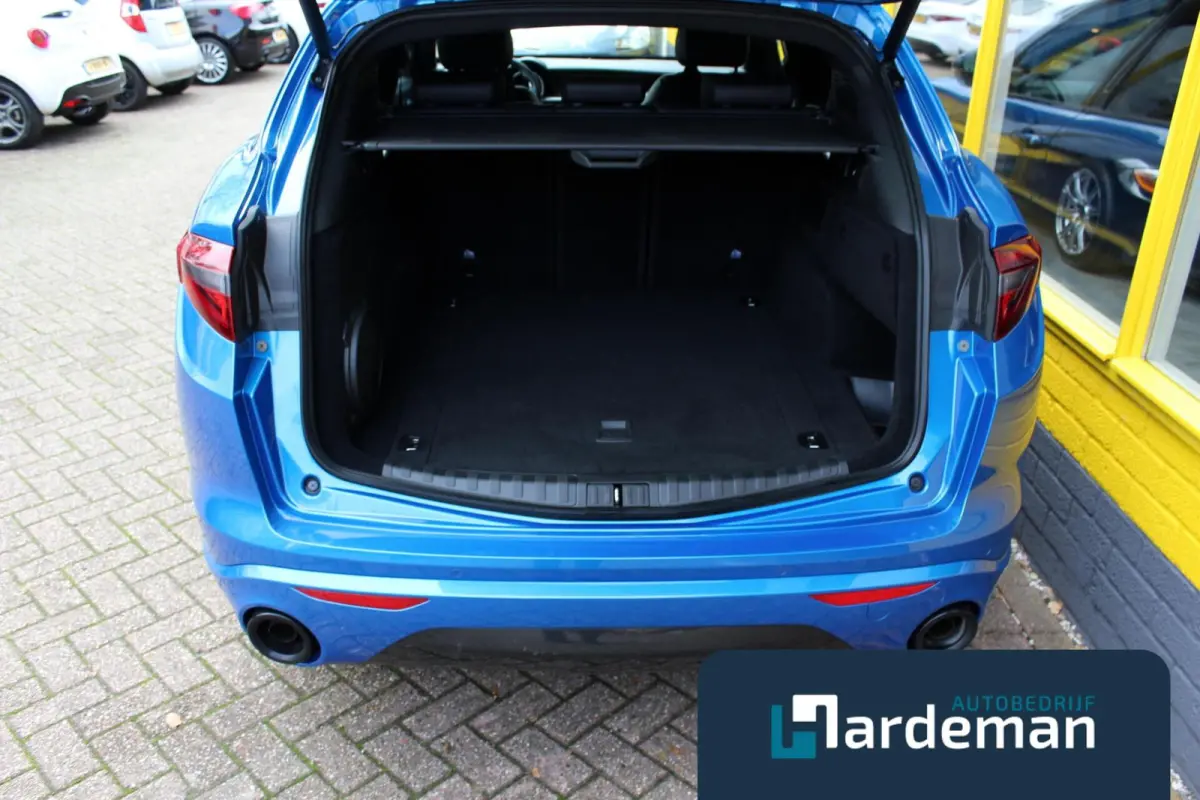 2.0 T AWD Veloce Ti Pano H/K