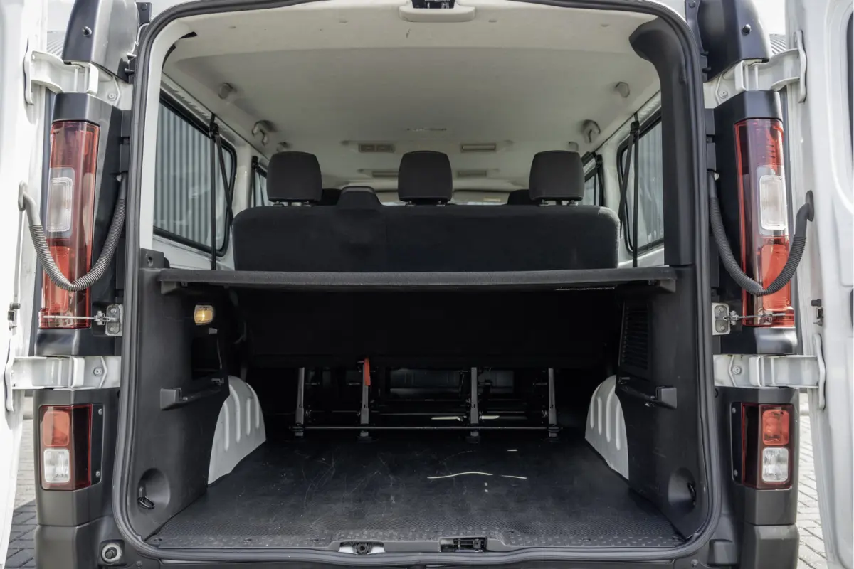 **dCi 95 T29 L2H1 | INCL BTW & BPM | 9-P | Navi | LED | Cruise | Airco | Euro 6**