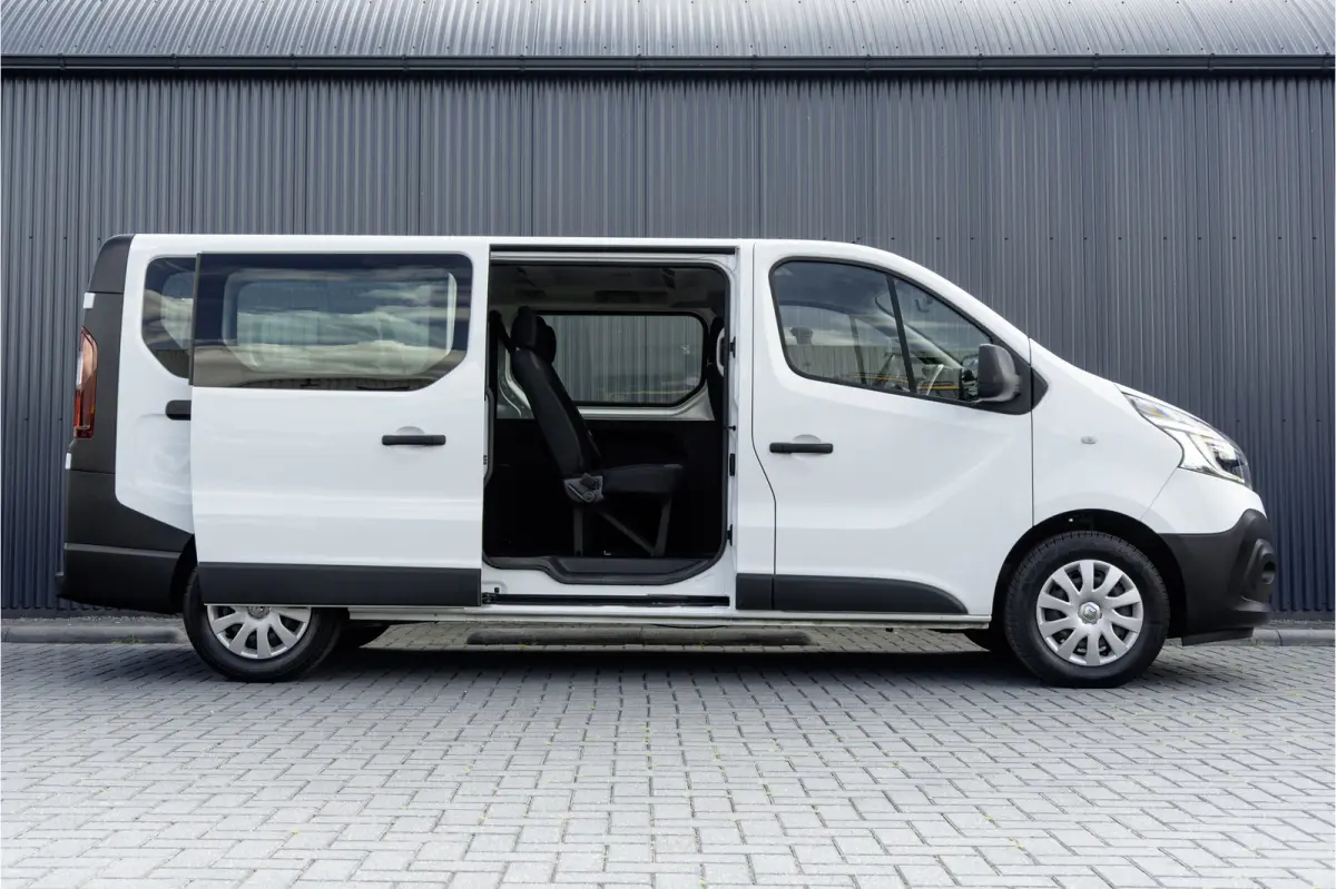 **dCi 95 T29 L2H1 | INCL BTW & BPM | 9-P | Navi | LED | Cruise | Airco | Euro 6**