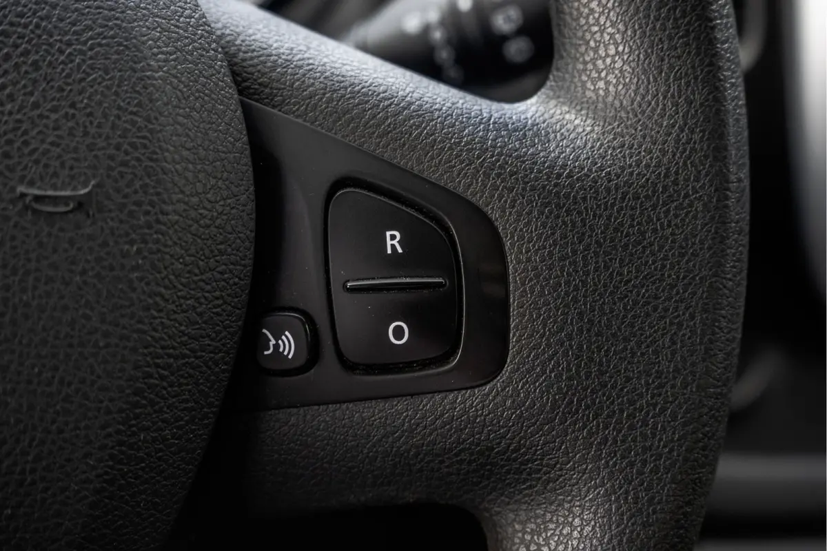 **dCi 95 T29 L2H1 | INCL BTW & BPM | 9-P | Navi | LED | Cruise | Airco | Euro 6**