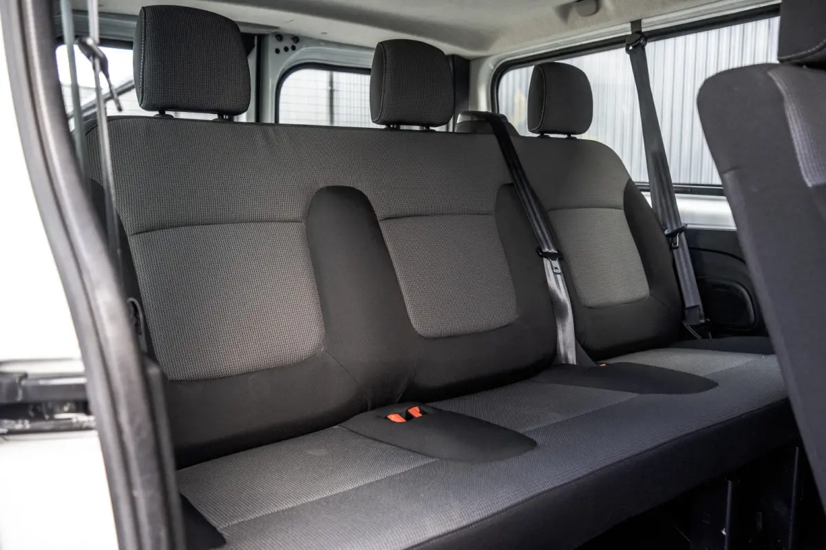 **dCi 95 T29 L2H1 | INCL BTW & BPM | 9-P | Navi | LED | Cruise | Airco | Euro 6**