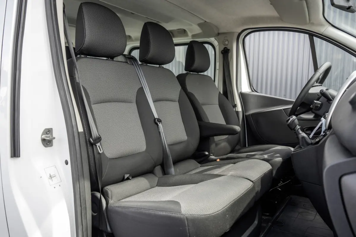 **dCi 95 T29 L2H1 | INCL BTW & BPM | 9-P | Navi | LED | Cruise | Airco | Euro 6**