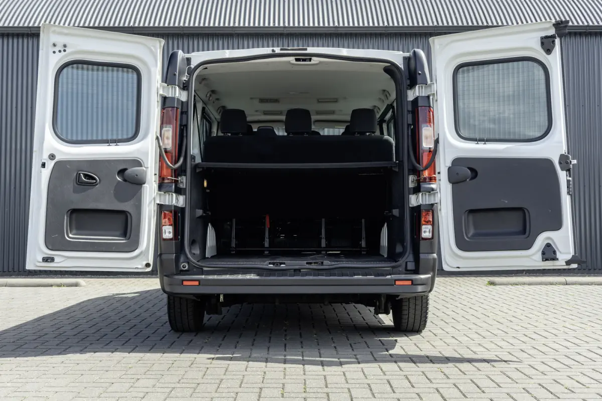 **dCi 95 T29 L2H1 | INCL BTW & BPM | 9-P | Navi | LED | Cruise | Airco | Euro 6**