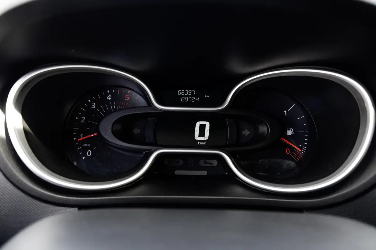 **dCi 95 T29 L2H1 | INCL BTW & BPM | 9-P | Navi | LED | Cruise | Airco | Euro 6**