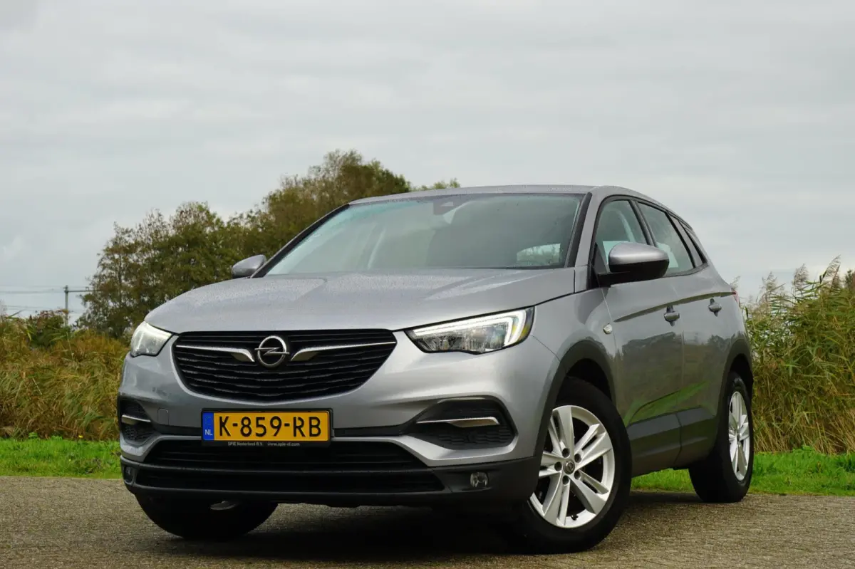 1.2 Turbo Business Edition - Quartz Grey - Carplay/Cruise/Clima