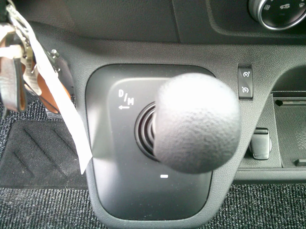 T33 2.3 dCi 150 L1H1 Energy VOORZIEN VAN AIRCO+CRUISE+AUTOMAAT !!!