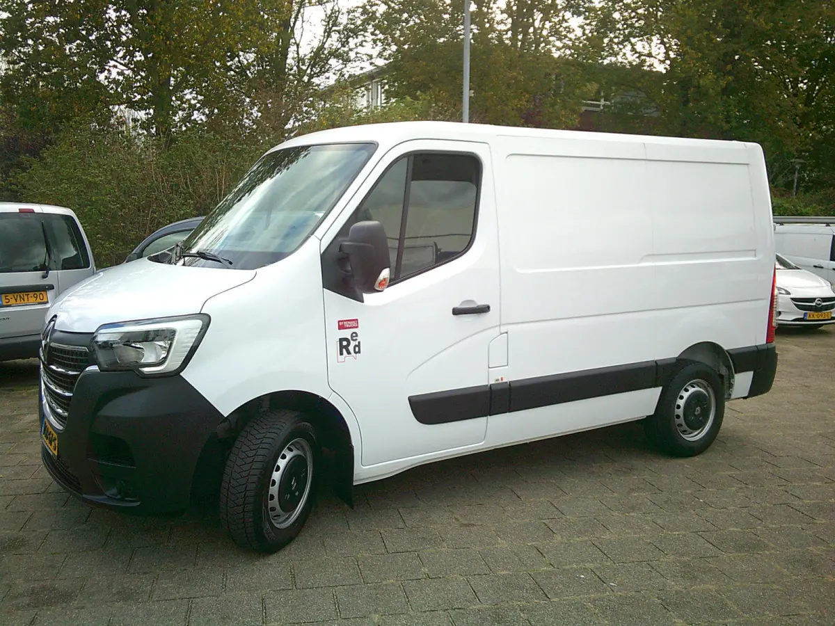 T33 2.3 dCi 150 L1H1 Energy VOORZIEN VAN AIRCO+CRUISE+AUTOMAAT !!!