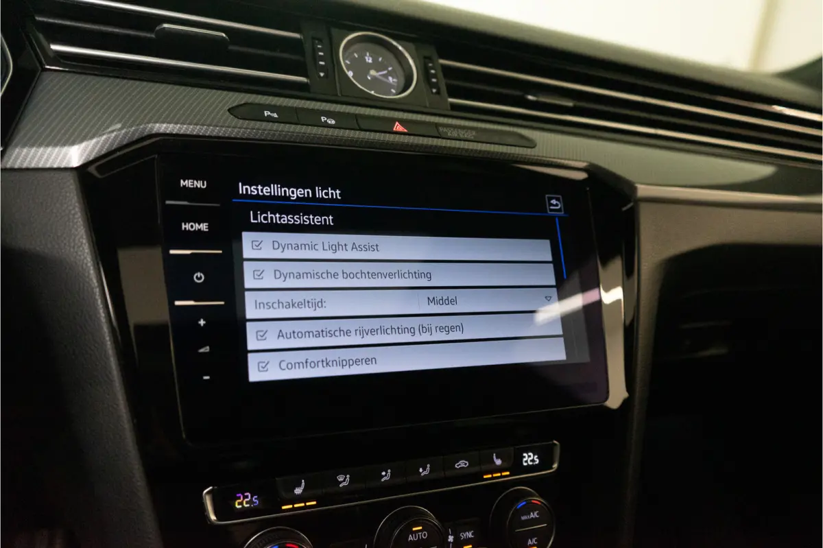 2.0 TSI 2x R-Line 191PK | Pano | Discover Pro | Dynamic LED | VOL OPTIE!