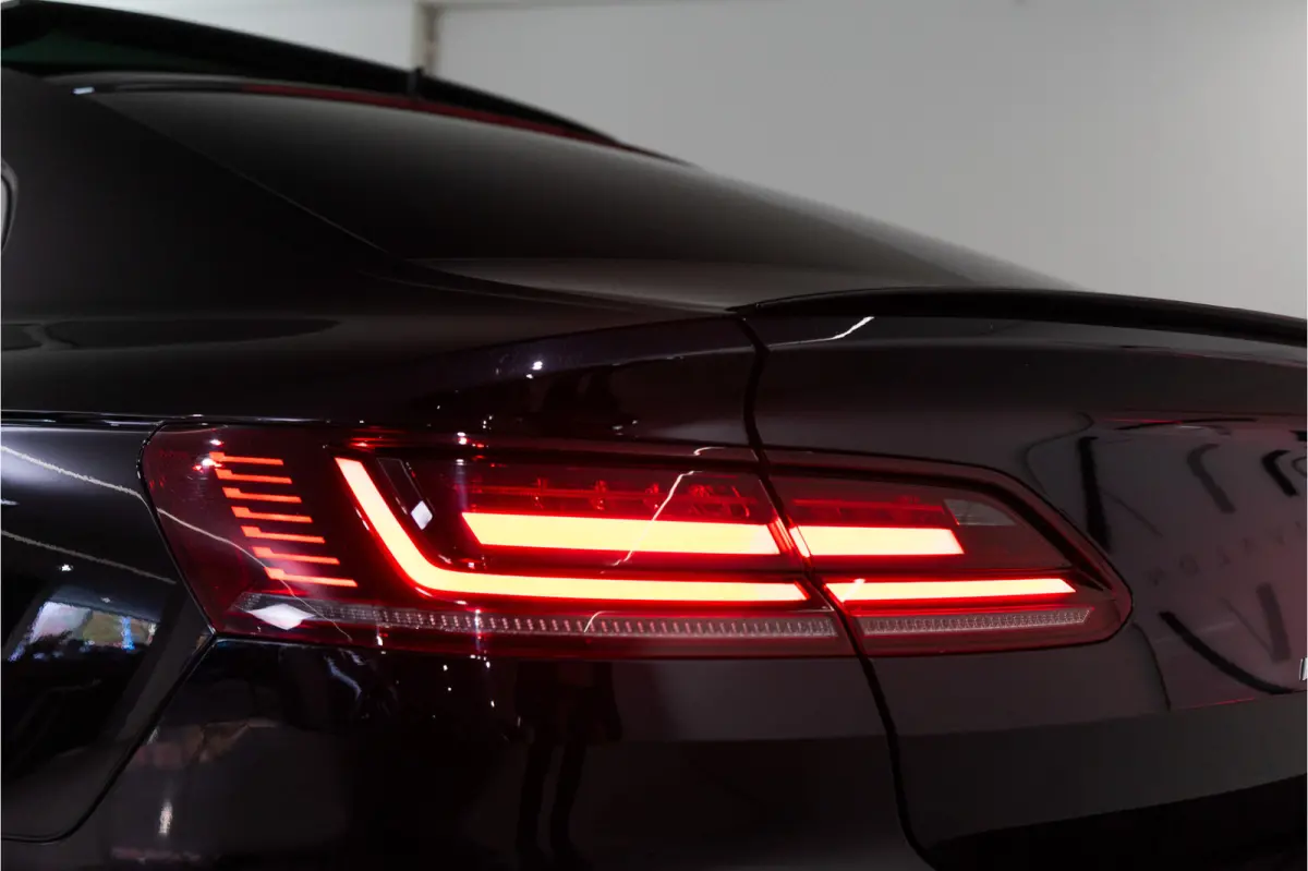 2.0 TSI 2x R-Line 191PK | Pano | Discover Pro | Dynamic LED | VOL OPTIE!