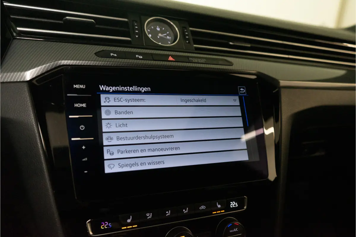 2.0 TSI 2x R-Line 191PK | Pano | Discover Pro | Dynamic LED | VOL OPTIE!