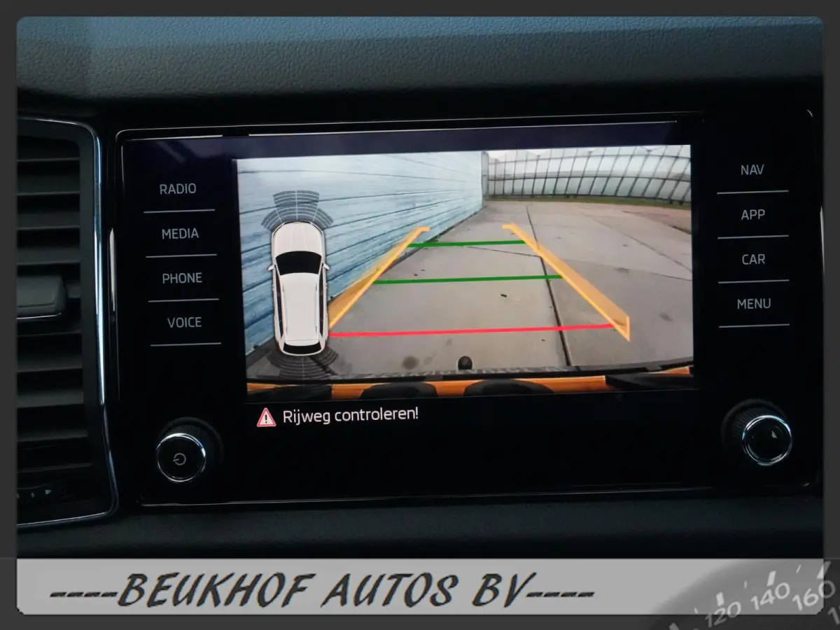 1.5 TSI Business 7 Persoon Pano Trekhaak Cam