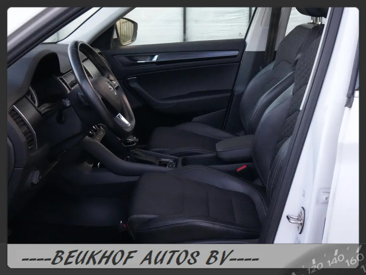 1.5 TSI Business 7 Persoon Pano Trekhaak Cam