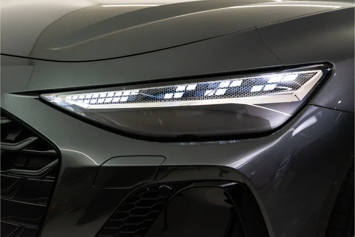 C9 e-hybrid 270KW Quattro S Edition Competition 367PK | Tech Pro | B&O | Lucht | Trekhaak | Werkelijk VOL OPTIE! 5 jaar Fabrieksgarantie