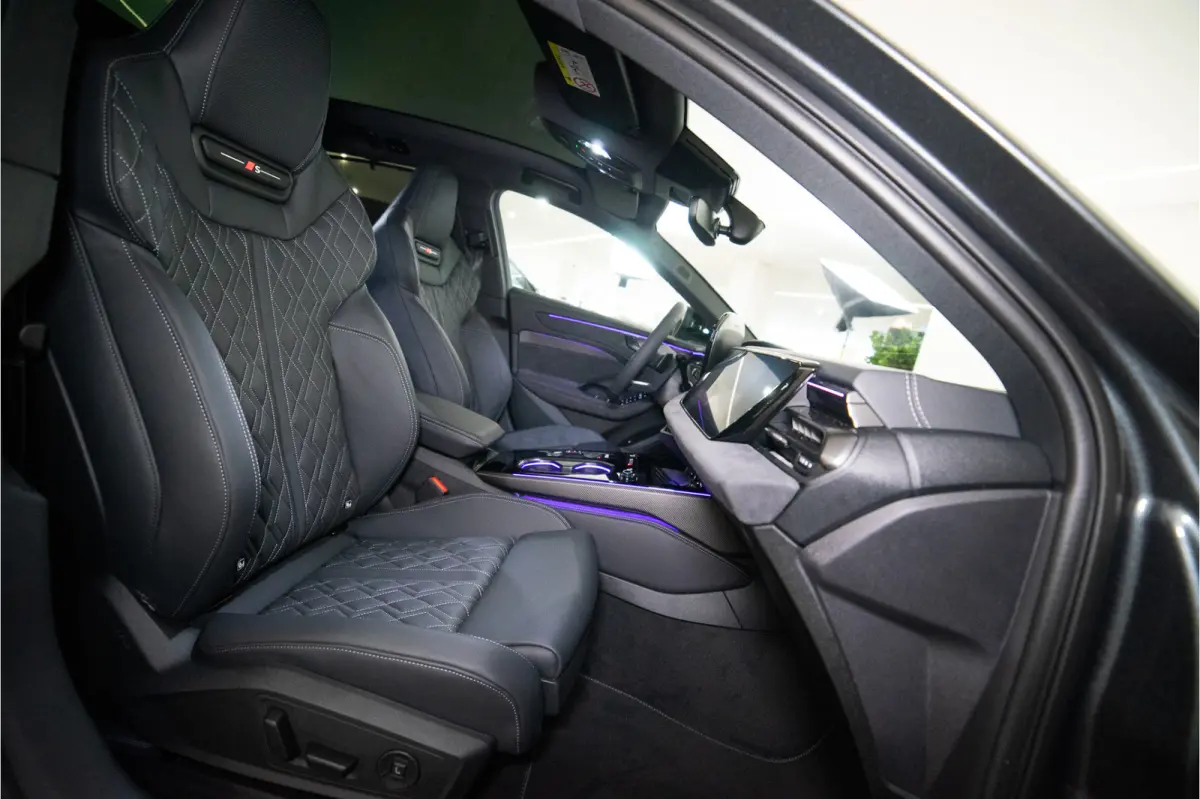 C9 e-hybrid 270KW Quattro S Edition Competition 367PK | Tech Pro | B&O | Lucht | Trekhaak | Werkelijk VOL OPTIE! 5 jaar Fabrieksgarantie