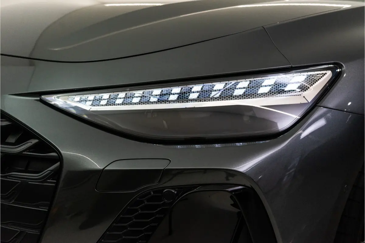 C9 e-hybrid 270KW Quattro S Edition Competition 367PK | Tech Pro | B&O | Lucht | Trekhaak | Werkelijk VOL OPTIE! 5 jaar Fabrieksgarantie