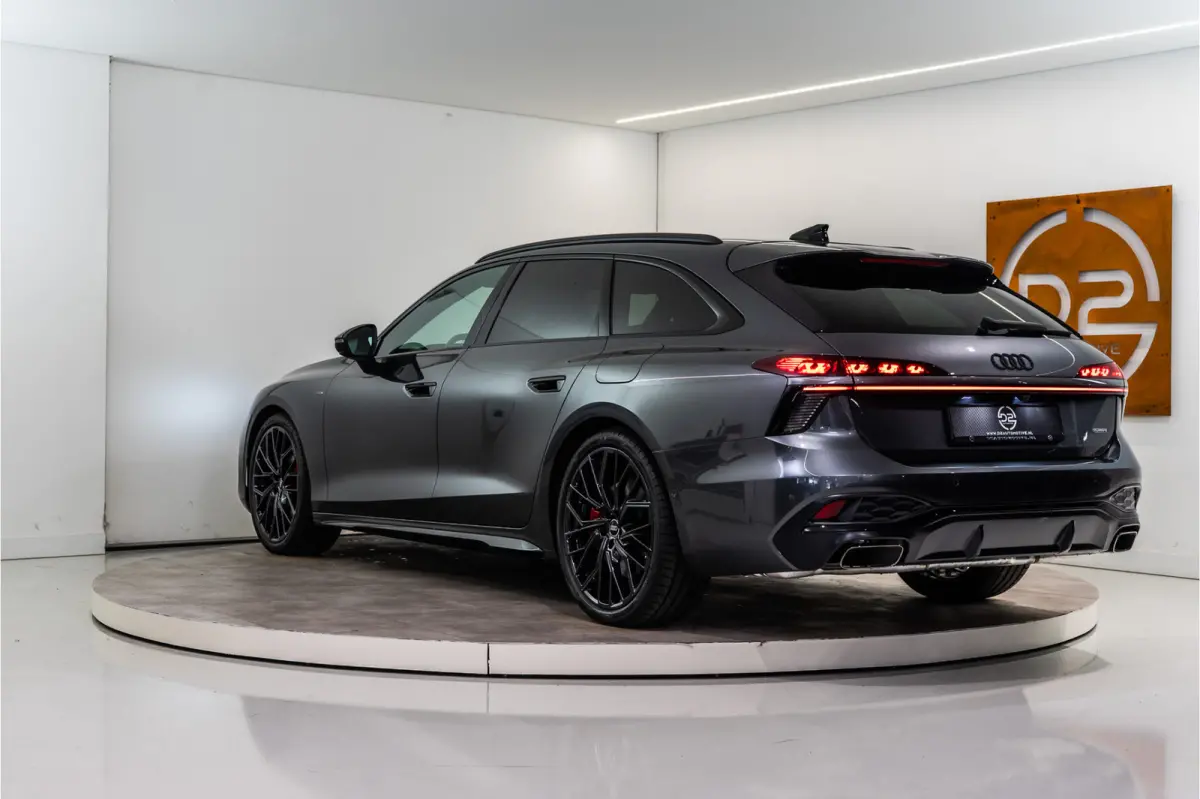 C9 e-hybrid 270KW Quattro S Edition Competition 367PK | Tech Pro | B&O | Lucht | Trekhaak | Werkelijk VOL OPTIE! 5 jaar Fabrieksgarantie
