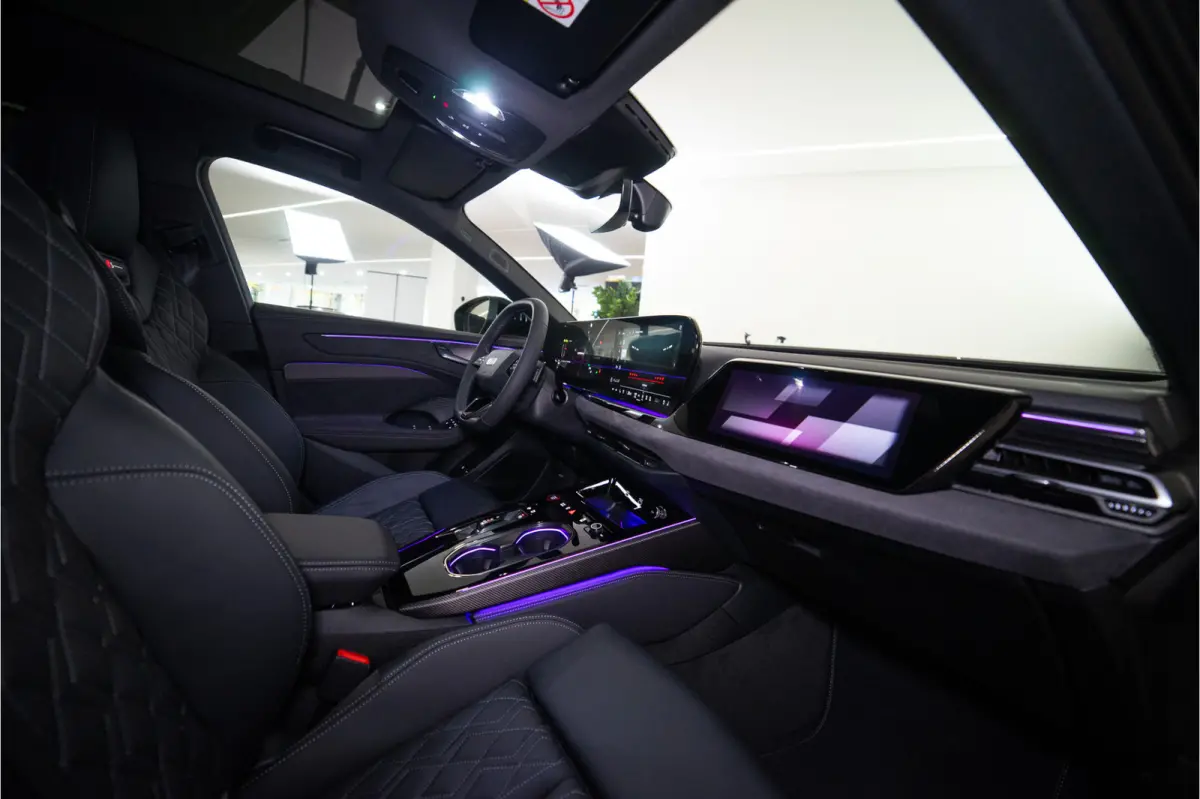 C9 e-hybrid 270KW Quattro S Edition Competition 367PK | Tech Pro | B&O | Lucht | Trekhaak | Werkelijk VOL OPTIE! 5 jaar Fabrieksgarantie