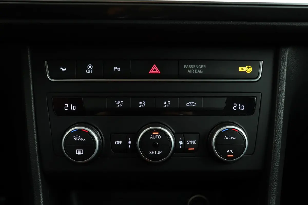 1.5 TSI Style Business Intense | Digital Cockpit | LED | CarPlay | Adap. Cruise |