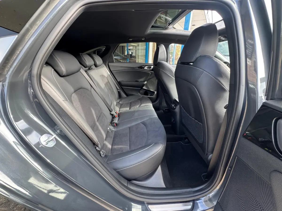 1.0 T-GDi GT-Line 2024 PANO NAVI NAP BTW 1e Eig!