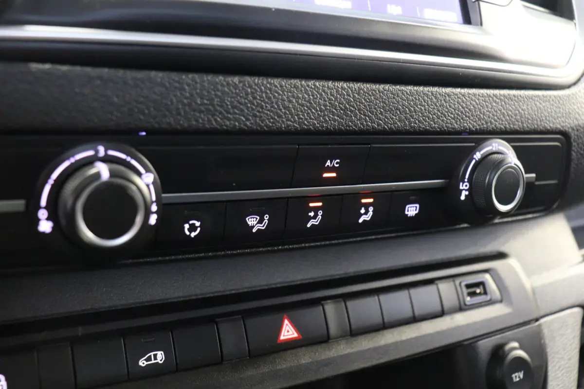 1.5 CDTI L2 EURO 6 - Airco - Navi - Cruise - Stoelverwarming - € 11.950,- Excl.