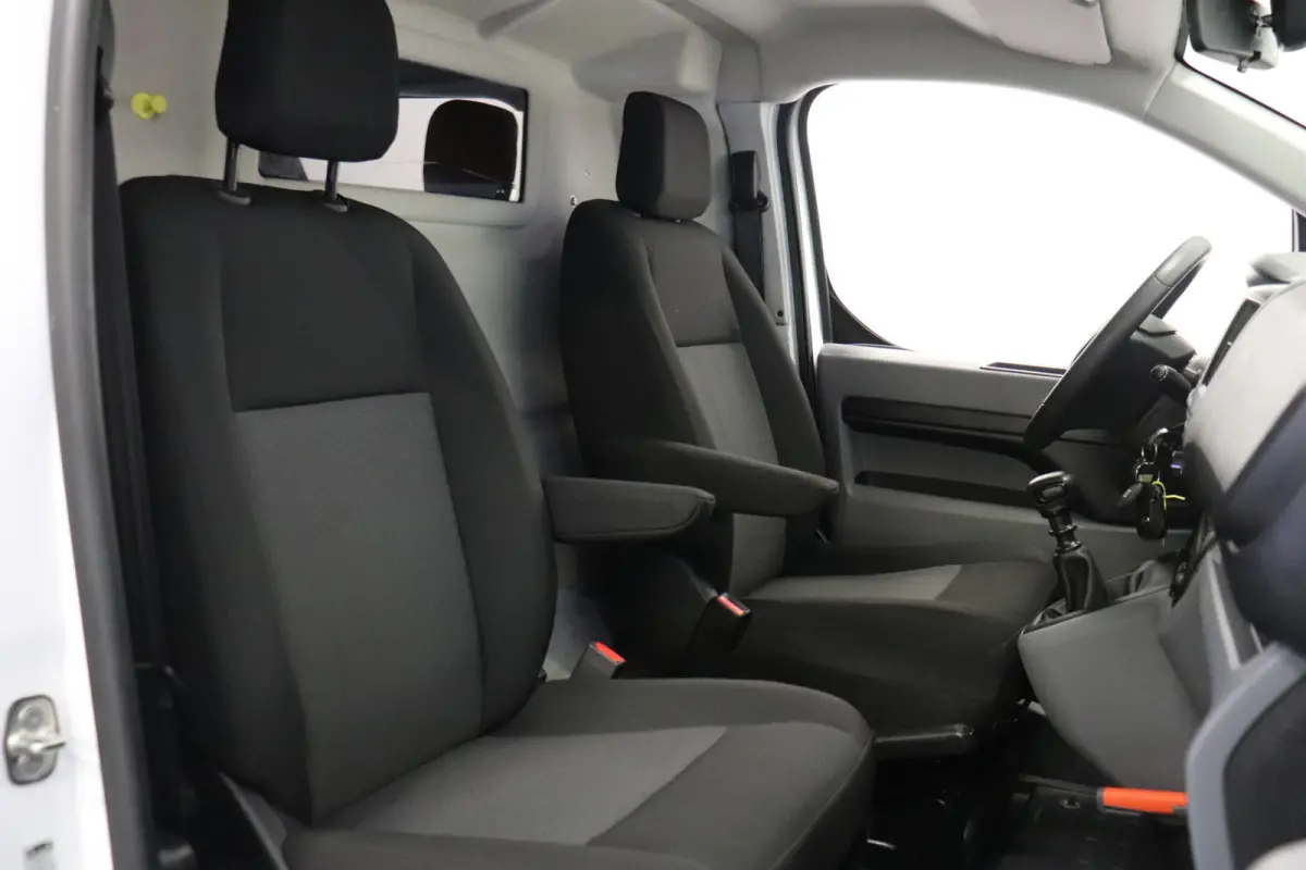 1.5 CDTI L2 EURO 6 - Airco - Navi - Cruise - Stoelverwarming - € 11.950,- Excl.