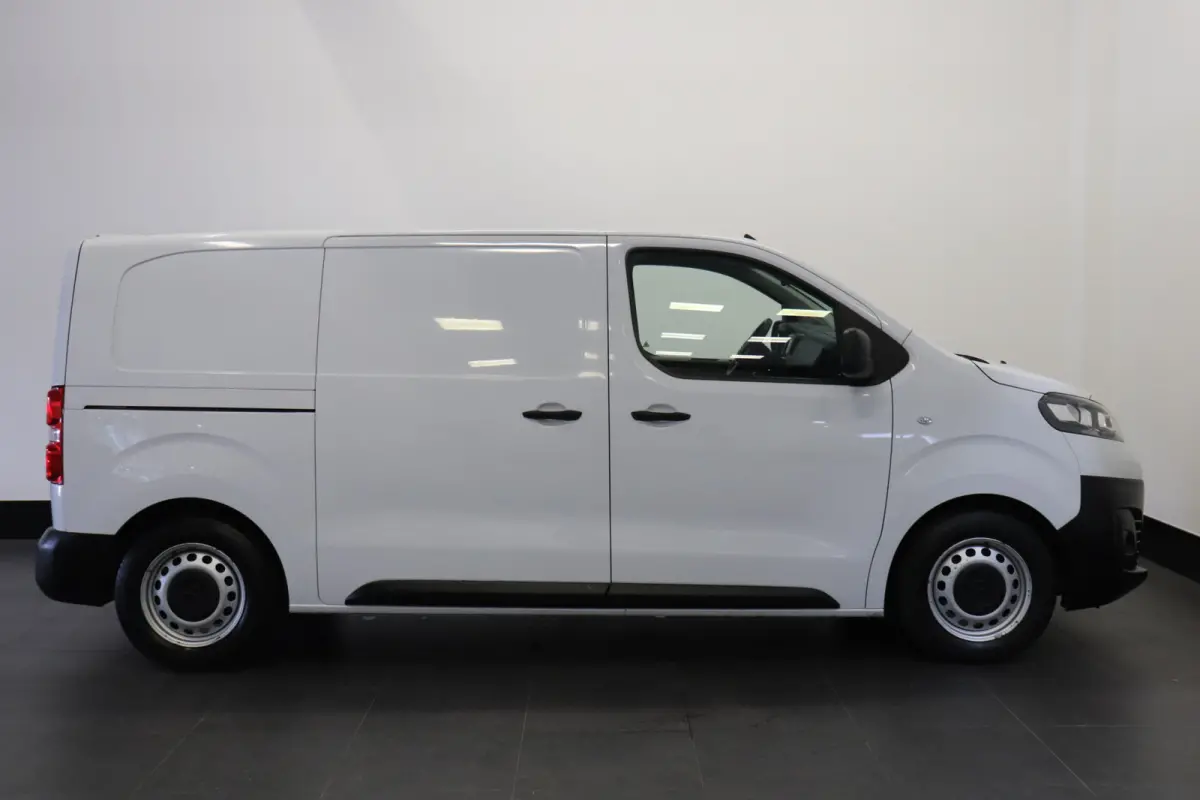 1.5 CDTI L2 EURO 6 - Airco - Navi - Cruise - Stoelverwarming - € 11.950,- Excl.