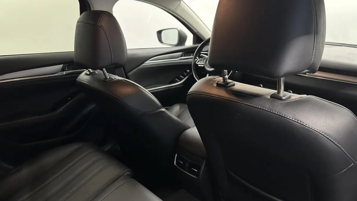 2.0 SkyActiv-G 165 Business LEER CAMERA ECC ADAP CRUISE LM.