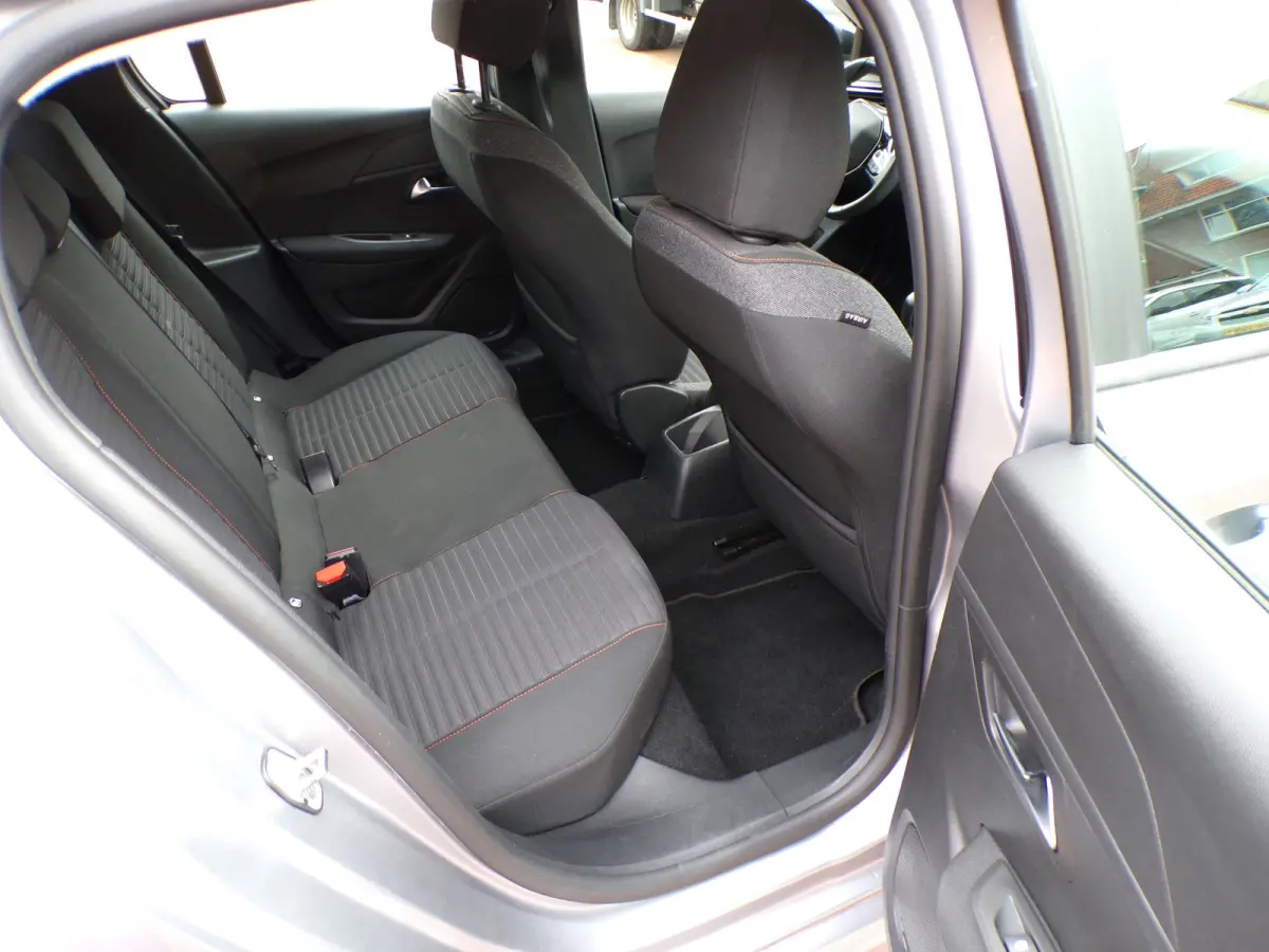1.2 PureTech Active Pack