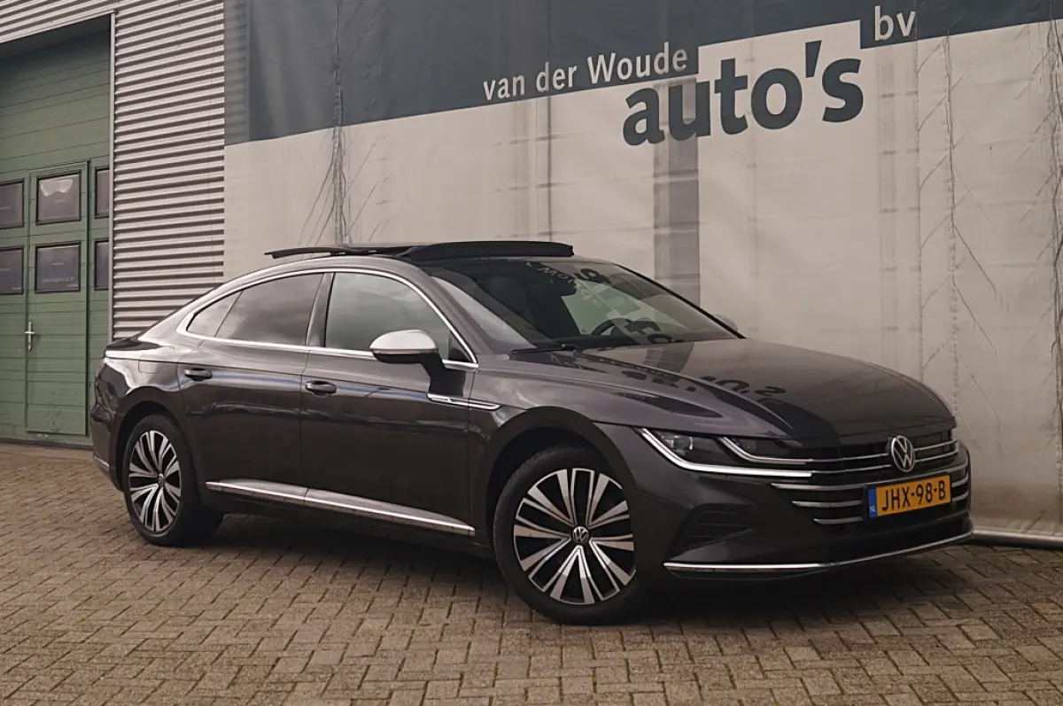 1.4 TSI eHybrid Elegance Business Plus -PANO-LEER-