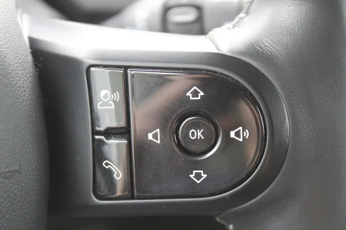 Mini 1.5 Camden Go Edition Stoelverwarming l Apple carplay/ Android auto l Cruise control l Sfeerverlichting VDL auto