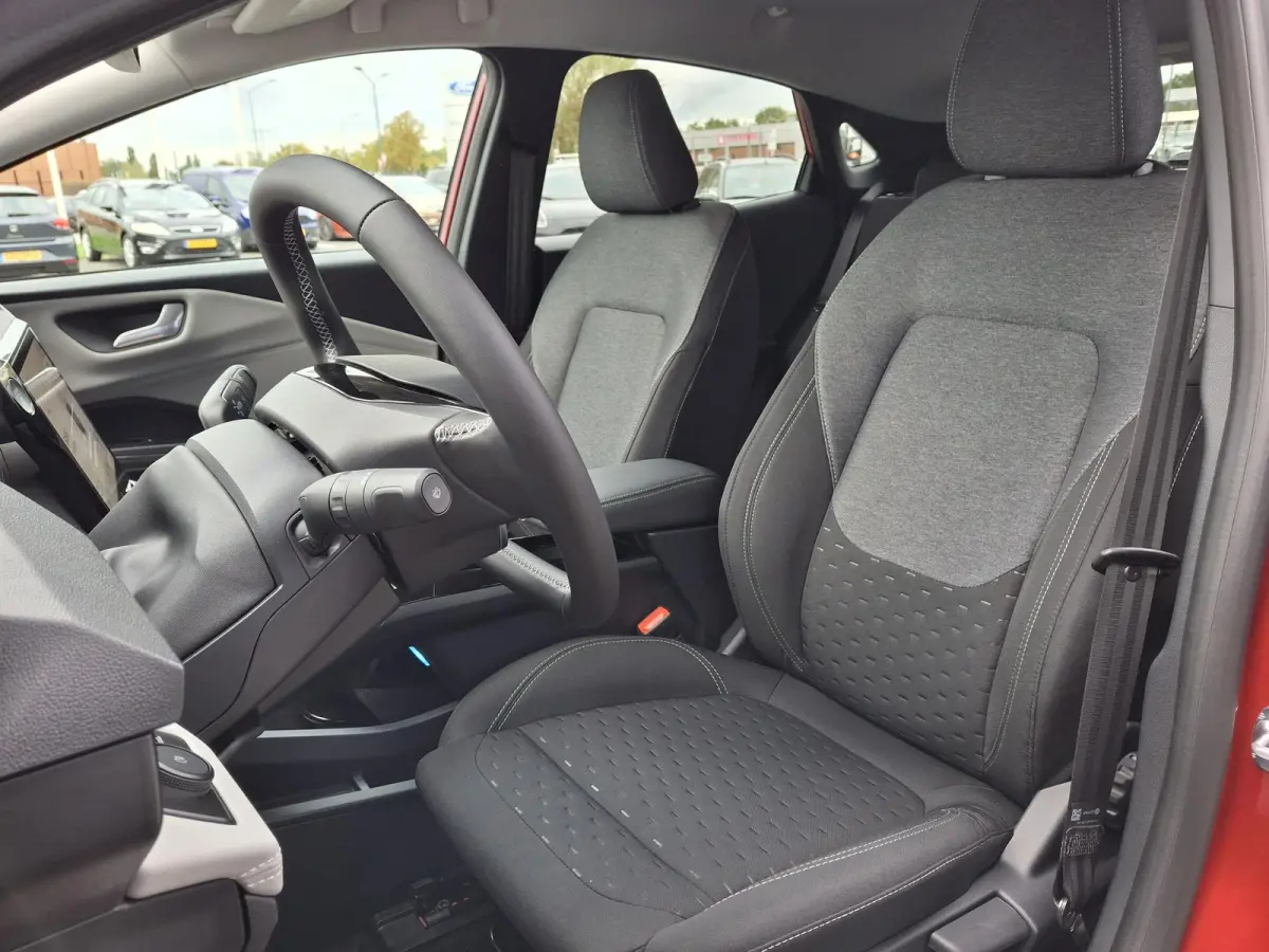 Te bestellen | €3000 Ford voordeel | Verwarmbare stoelen/stuur | Verwarmbare voorruit | Camera | Cruise Control | Climate Control |