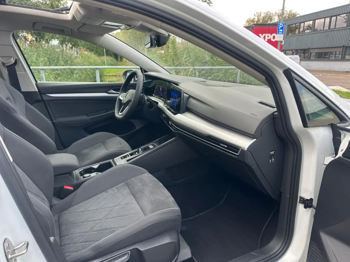 ETSI Life Business!2022 Panodak!IQ-Light!Camera!19"LM.velgen!