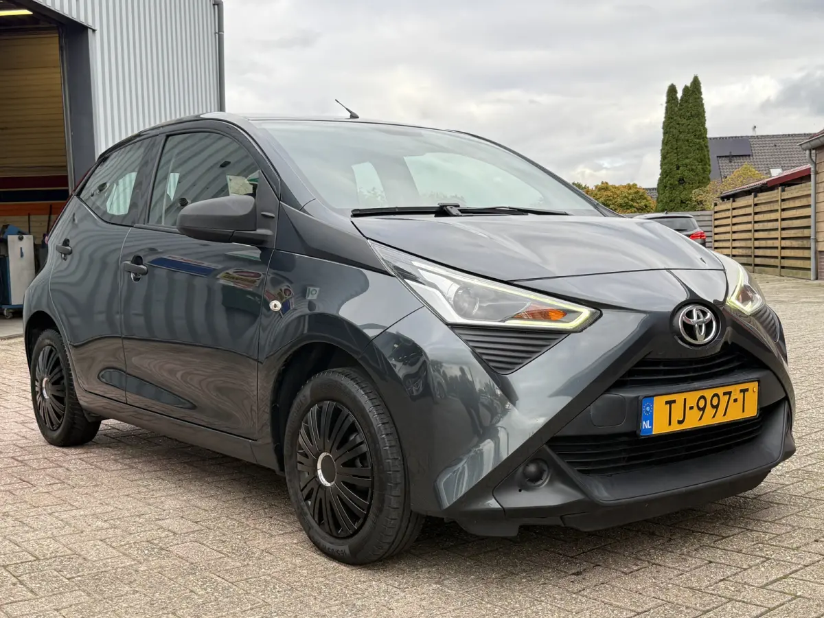 1.0 VVT-i x-fun. | BLUETOOTH  | AIRCO | BOVAG GARANTIE |