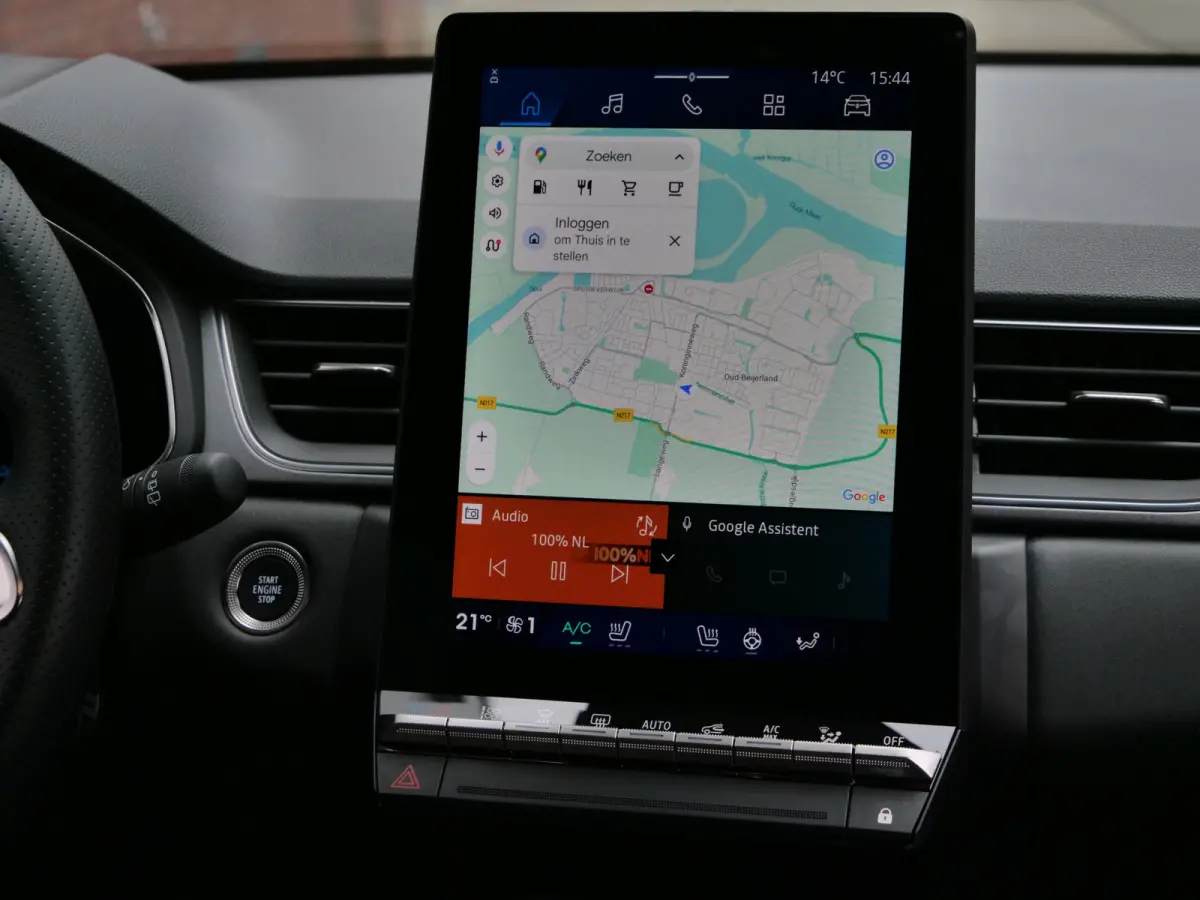 1.6 E-Tech full hybrid techno 143 Pk Navi / Apple Carplay / Camera / Stoelverwarming