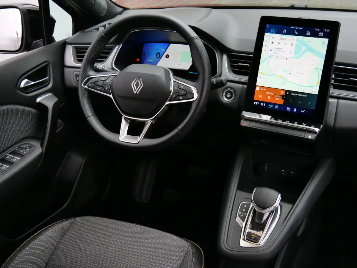 1.6 E-Tech full hybrid techno 143 Pk Navi / Apple Carplay / Camera / Stoelverwarming