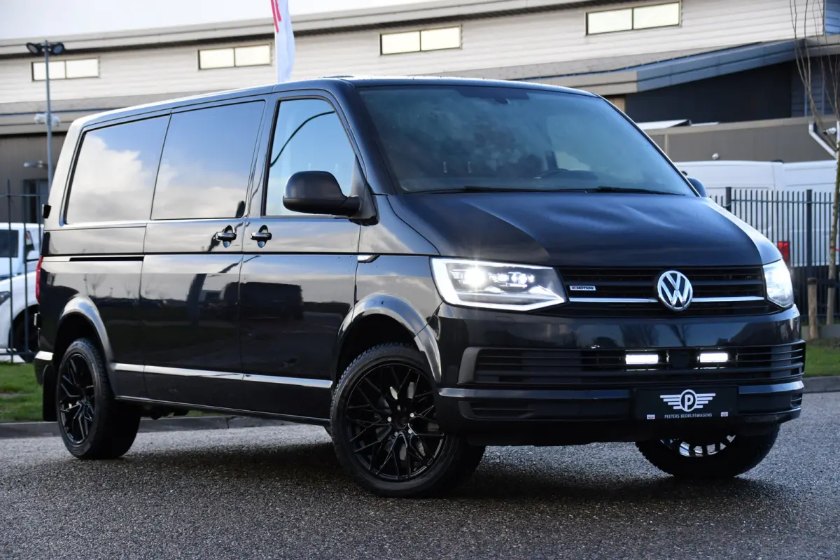2.0 TDI L2H1 DC 4Motion Highline Black Edition Camera, Cruise, Automaat, Multimedia, 204Pk, 2 x schuifdeur, LED, Uniek!