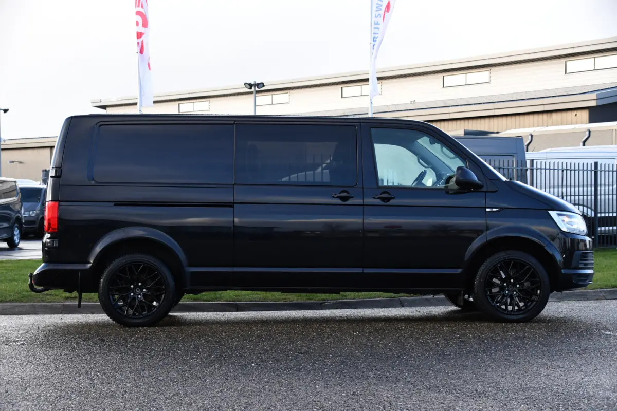 2.0 TDI L2H1 DC 4Motion Highline Black Edition Camera, Cruise, Automaat, Multimedia, 204Pk, 2 x schuifdeur, LED, Uniek!