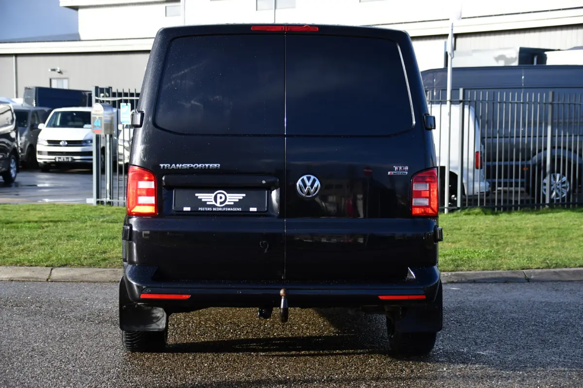 2.0 TDI L2H1 DC 4Motion Highline Black Edition Camera, Cruise, Automaat, Multimedia, 204Pk, 2 x schuifdeur, LED, Uniek!