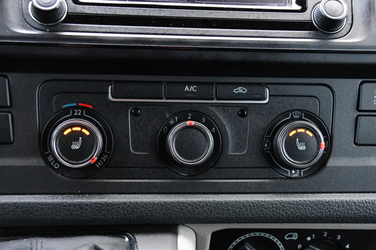 2.0 TDI L2H1 DC 4Motion Highline Black Edition Camera, Cruise, Automaat, Multimedia, 204Pk, 2 x schuifdeur, LED, Uniek!