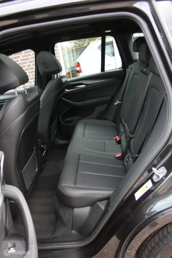 High Exe. M Sport. Pano. xDrive30e High Exe. M Sport. Pano.