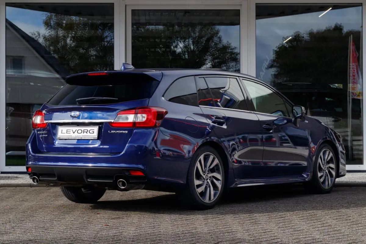 1.6 GT-S Premium | Eyesight | Navigatie | Lederen bekleding |