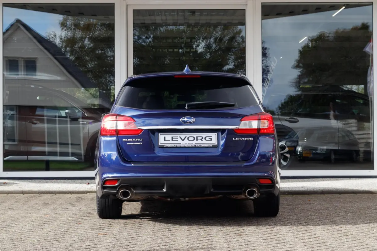 1.6 GT-S Premium | Eyesight | Navigatie | Lederen bekleding |