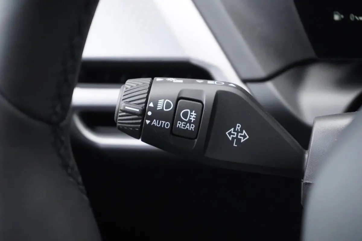 5-deurs 120 M Sportpakket Pro | Panoramadak elektrisch | Driving Assistant | Head-Up Display | Adaptief M-onderstel |