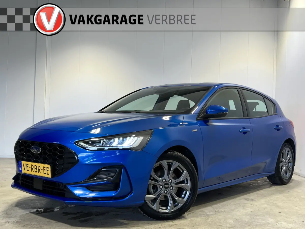 1.0 EcoBoost Hybrid ST Line | Navigatie/Android/Apple Carplay | LM Velgen 17" | Parkeersensoren Voor en Achter | Cruise Control | Airco |