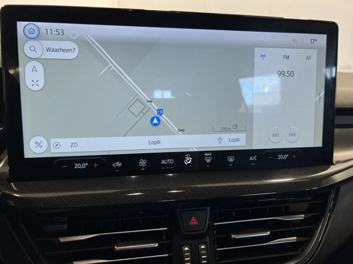 1.0 EcoBoost Hybrid ST Line | Navigatie/Android/Apple Carplay | LM Velgen 17" | Parkeersensoren Voor en Achter | Cruise Control | Airco |