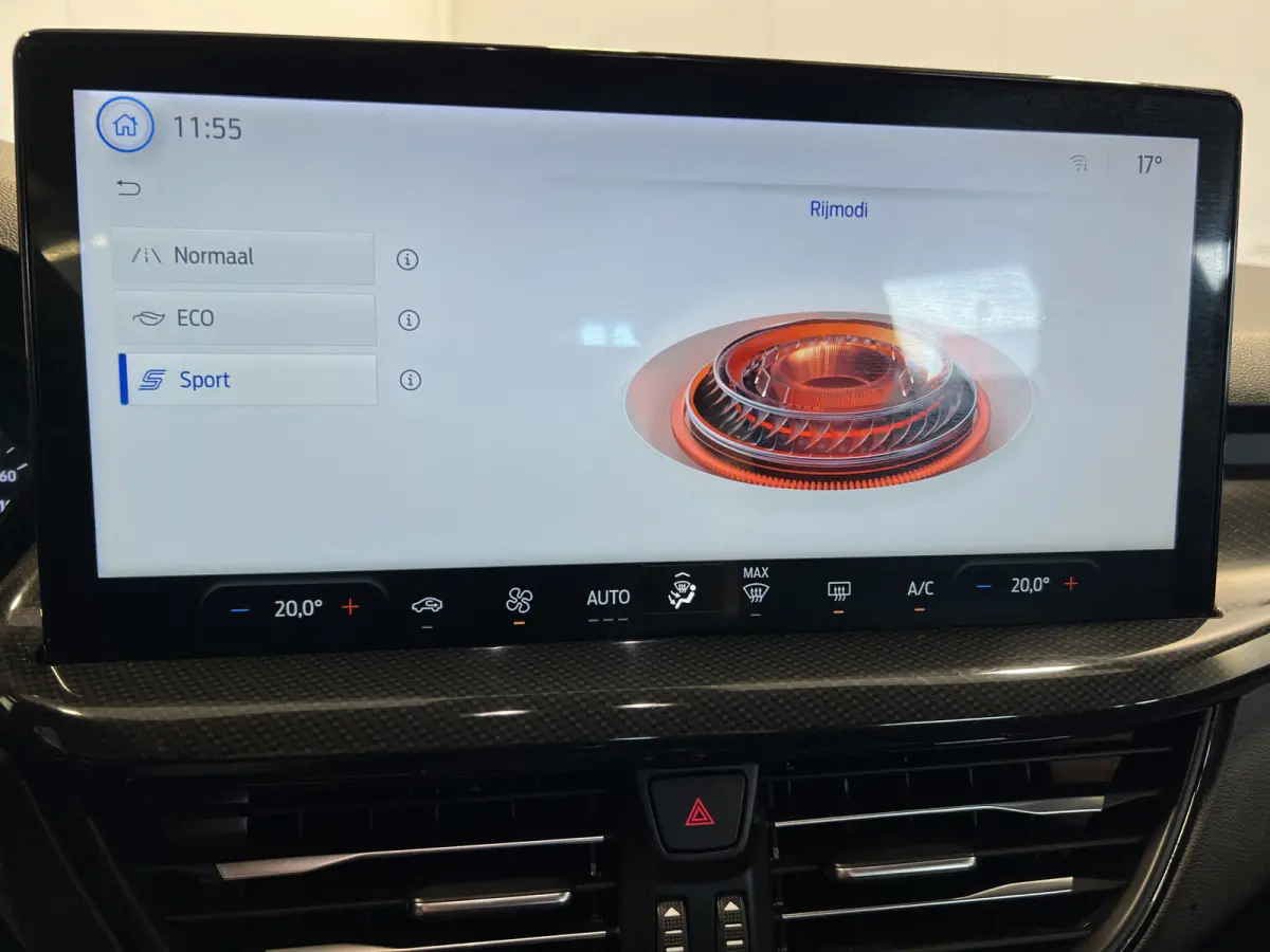 1.0 EcoBoost Hybrid ST Line | Navigatie/Android/Apple Carplay | LM Velgen 17" | Parkeersensoren Voor en Achter | Cruise Control | Airco |