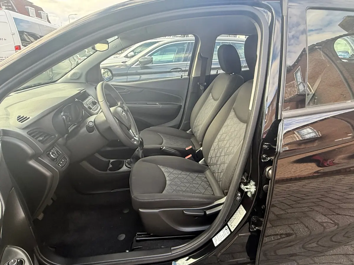 1.0 ecoFLEX 120 Jaar Edition, Cruise control,Airco,Bluetooth telefoonvoorbereiding,Stuurbekrachtiging