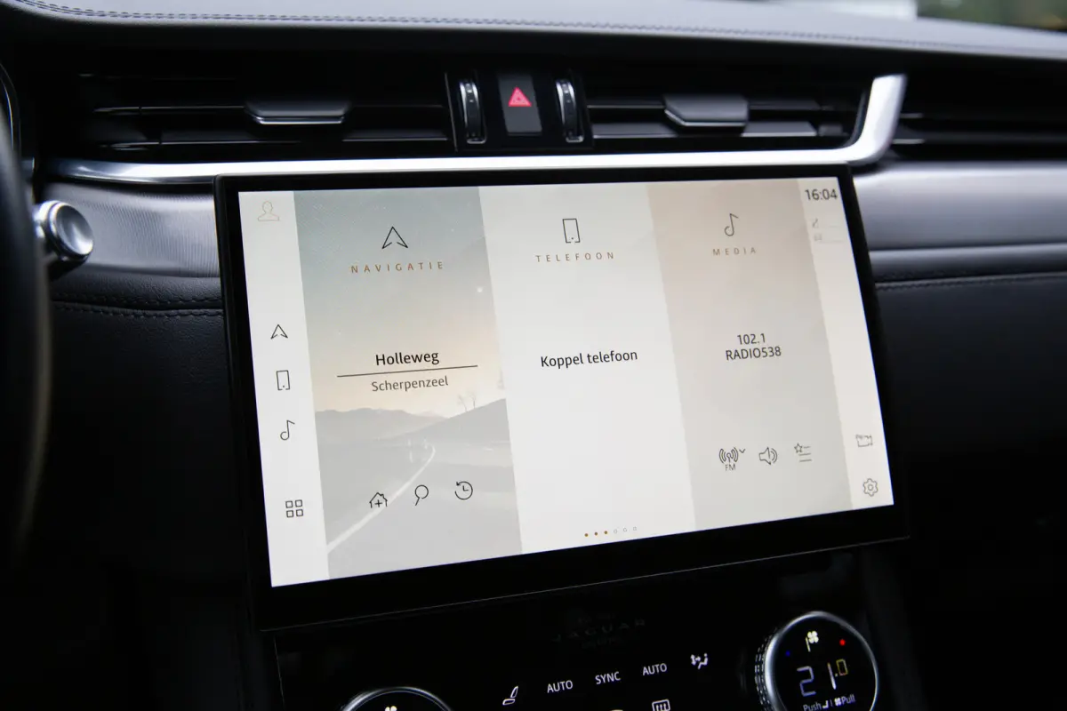 2.0 P400e PHEV R-Dynamic SE , Panoramadak, Meridian, Head-up Display