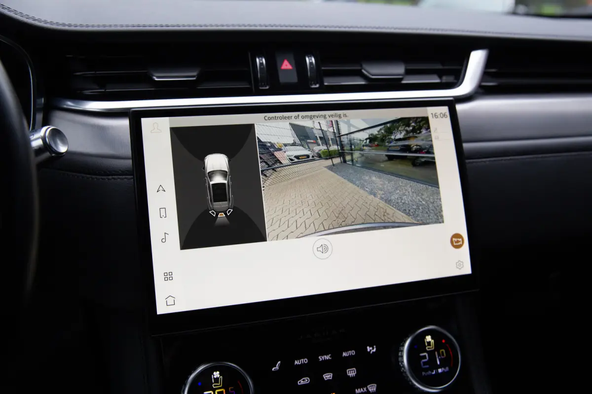 2.0 P400e PHEV R-Dynamic SE , Panoramadak, Meridian, Head-up Display